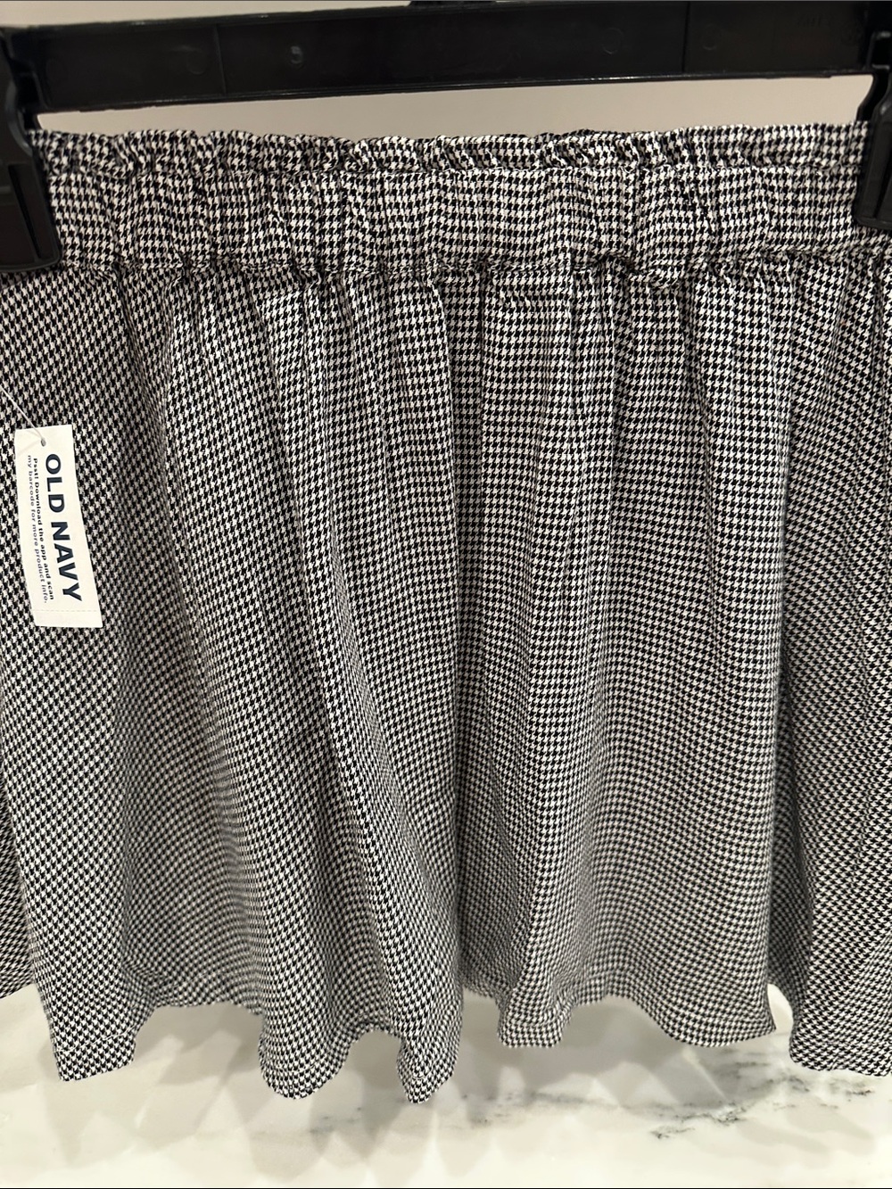 Old Navy 4T black and white checkered skirt.  New